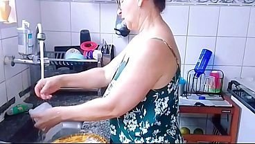 Otro jefe me pidió que le dejara follarme el culo, que estoy buenísimo  | Vídeo Porno